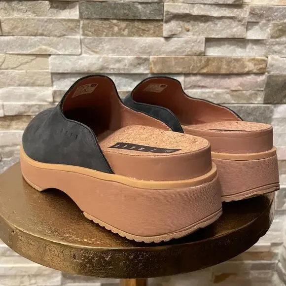 REEF Women’s Mule Clogs US 9 | Suede Leather, Cork Footbed, Slip-On - Picture 7 of 11